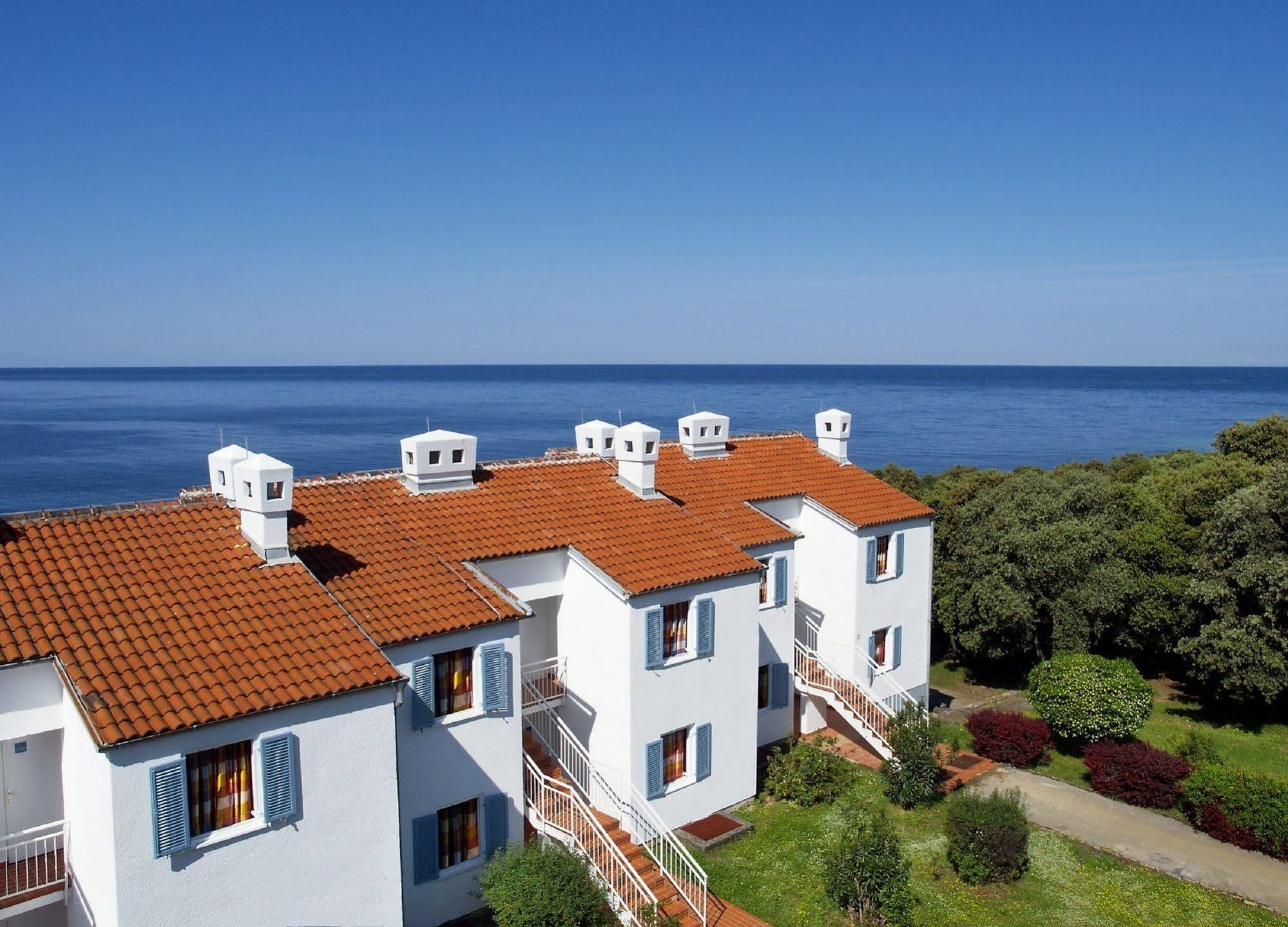Lanterna Resort Tar-Vabriga Exterior photo